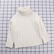 Новинка года; сезон осень-зима; повседневная одежда для маленьких мальчиков и девочек; однотонная хлопковая вязаная водолазка в полоску ярких цветов