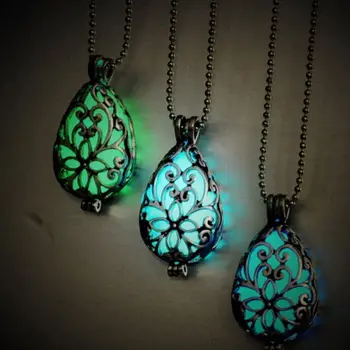 

Dark Luminous Necklaces Chain Necklace Glowing in Dark Pendant Necklaces Collares Glow Party Supplies