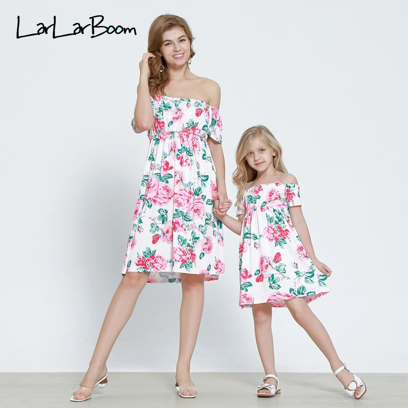 

LarLarBoom Mother Daughter Matching Dress 2019 New Fashion Off Shoulder Ruffles Dresses Mommy and Me Clothes Family Look