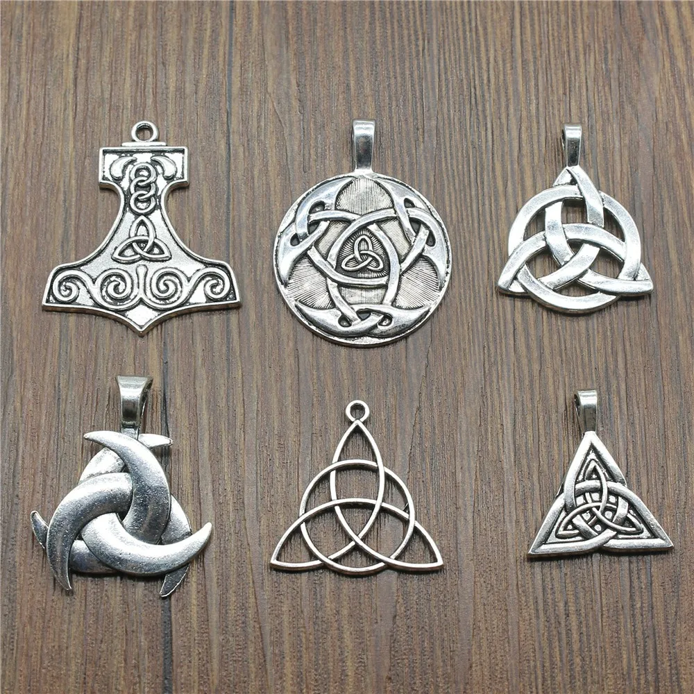 5pcsAntiqueSilverColorTriquetraSymbolCharmsPendantForJewelry