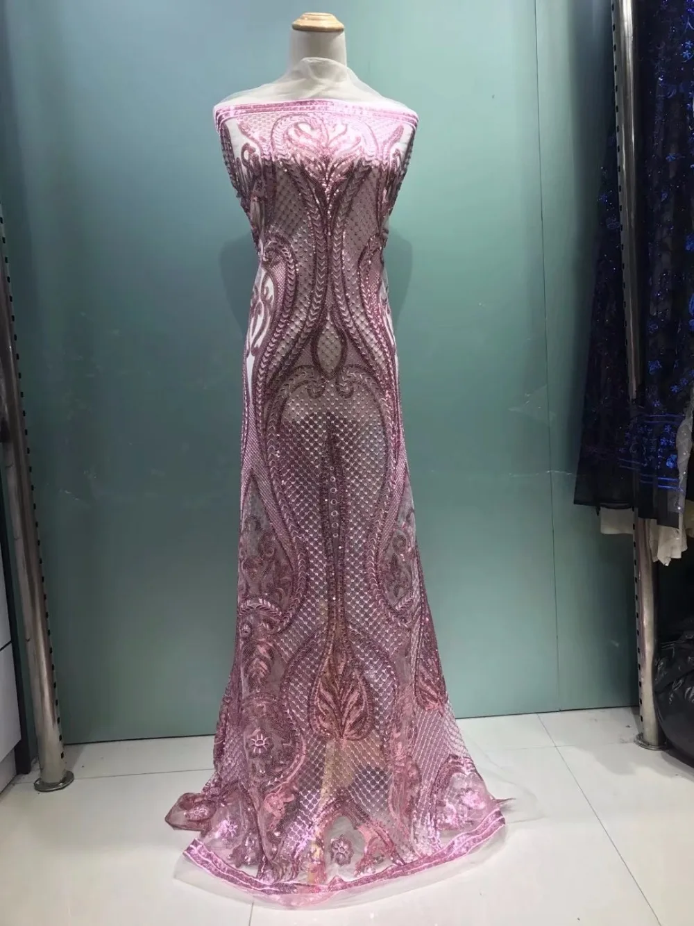 Мульти цвета с кружевами и блестками, размеры с Fabric4.5* 1,35 метров африканская кружевная ткань с высококачественный с блестками Королевский синий цвет, кружевная ткань с вышивкой