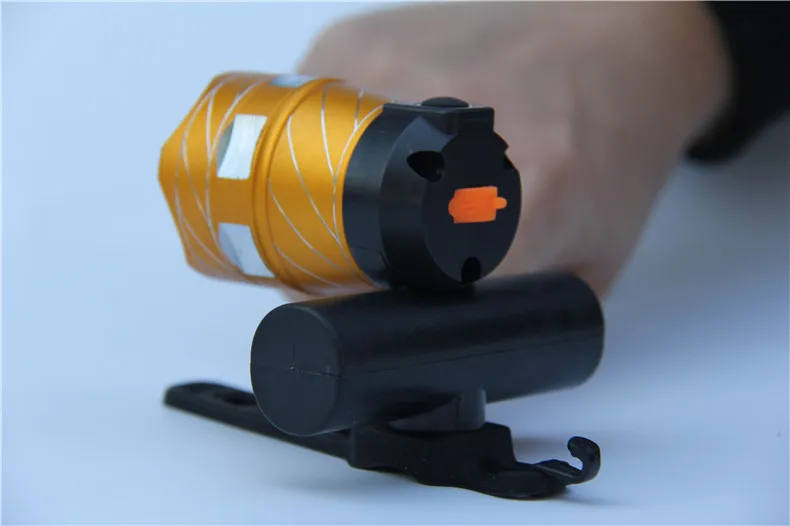 Best kava Bicycle Light Power Bank Waterproof USB Rechargeable Bike Light Side Warning Flashlight 700 Lumen 18650 2000mAh 5 Modes 26