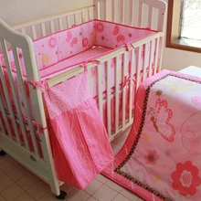 Промо-акция! Комплект постельного белья для малышей с вышивкой, 5 шт., детское постельное белье, комплект включает(бампер+ пододеяльник+ покрывало+ юбка для кровати+ сумка для подгузников