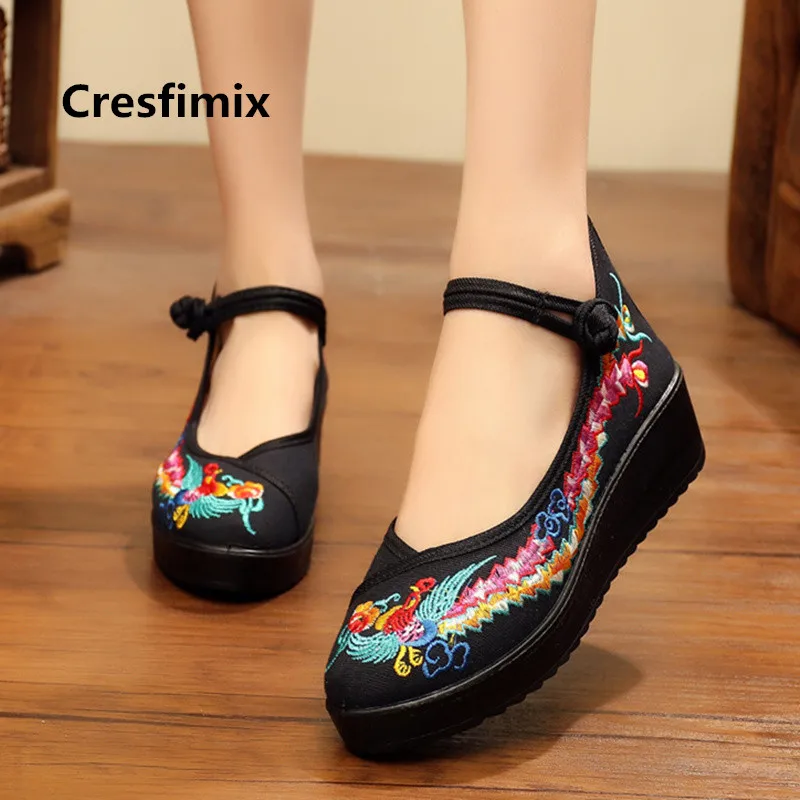 Cresfimix Zapatos De Mujer женские милые черные туфли на плоской платформе Женские китайские туфли с вышивкой Ретро Уличная обувь C3577b