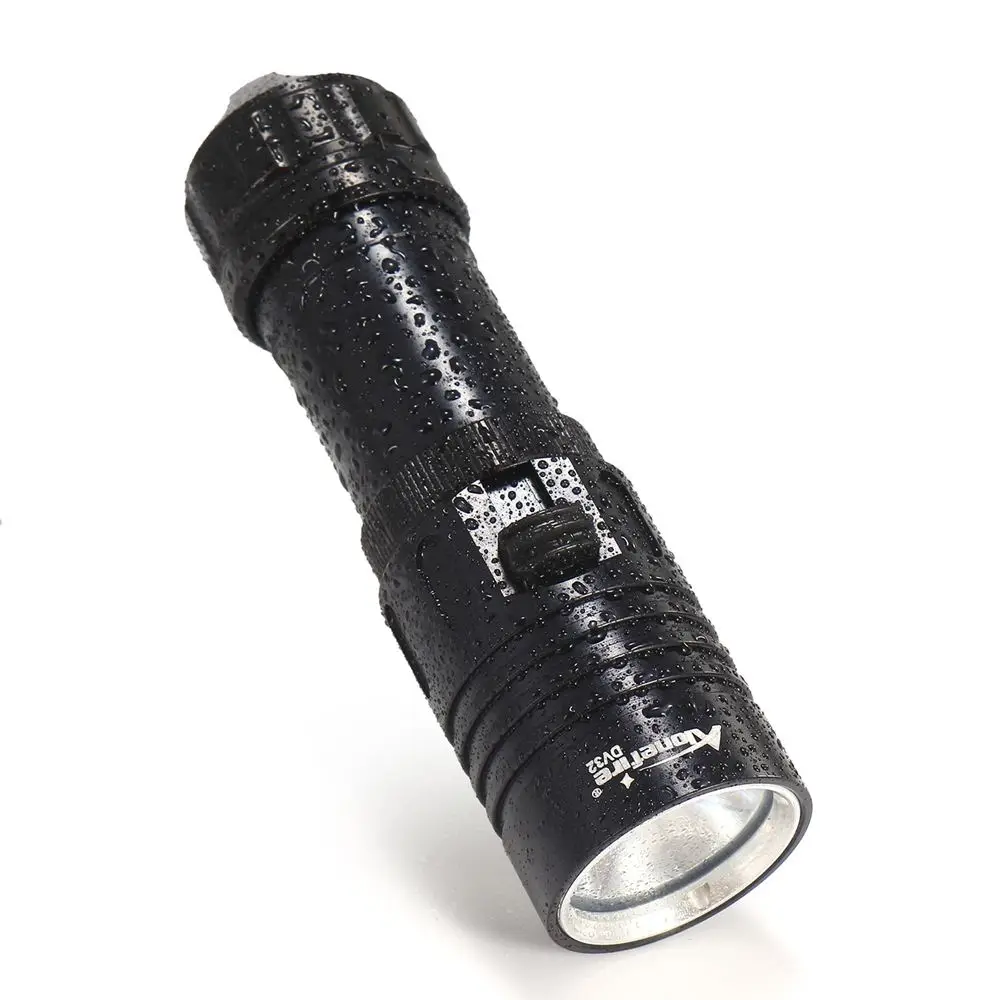 DV32 diving flashlight (3)