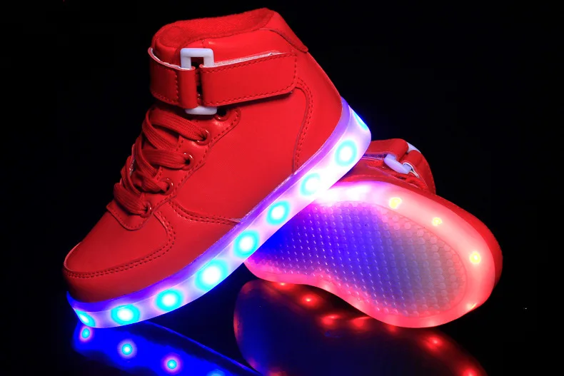 Size 25-37 Children LED Shoes Baskets Boys Girls Glowing Luminous Sneakers with Light Sole Kids Light Up Sneakers LED Slippers