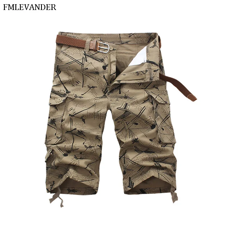 

Plus Size 44 Knee Length Camouflage Cargo Shorts 2019 New Mens Casual Shorts Male Loose Military Pants Men