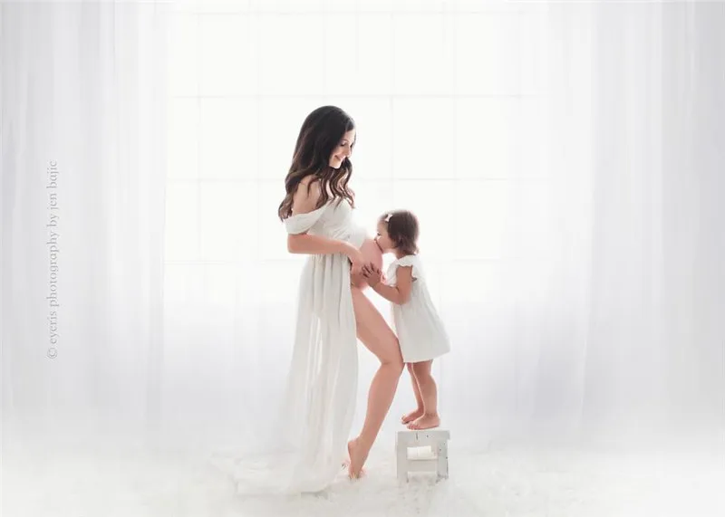 maternity_-_Alina_-_ivory_-_child_-_eyeris_12_-_web_res_-_studio_-_2018_-_sew_trendy_300x