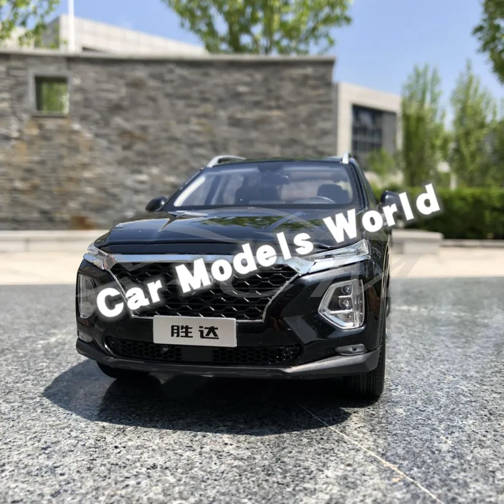 

Diecast Car Model for Santa Fe SUV 1:18 (Black) + SMALL GIFT!!!!!!!