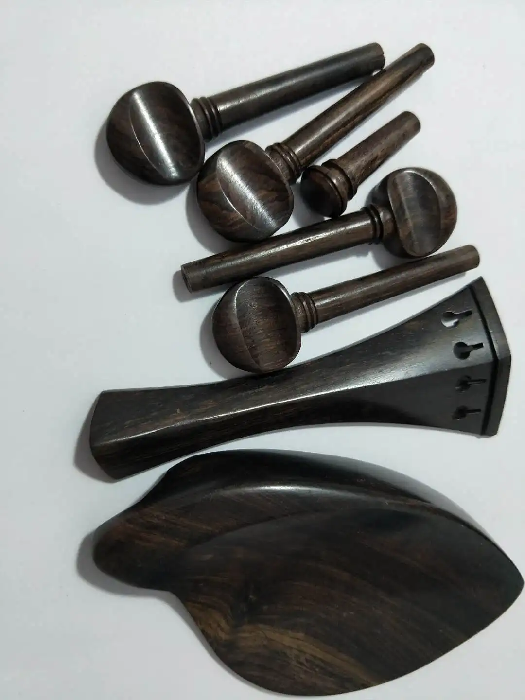

1 Set NEW Arrival Ebony Violin Parts 4/4 NEW Ebony Pegs natural color and Tailpiece Chin Rest end button