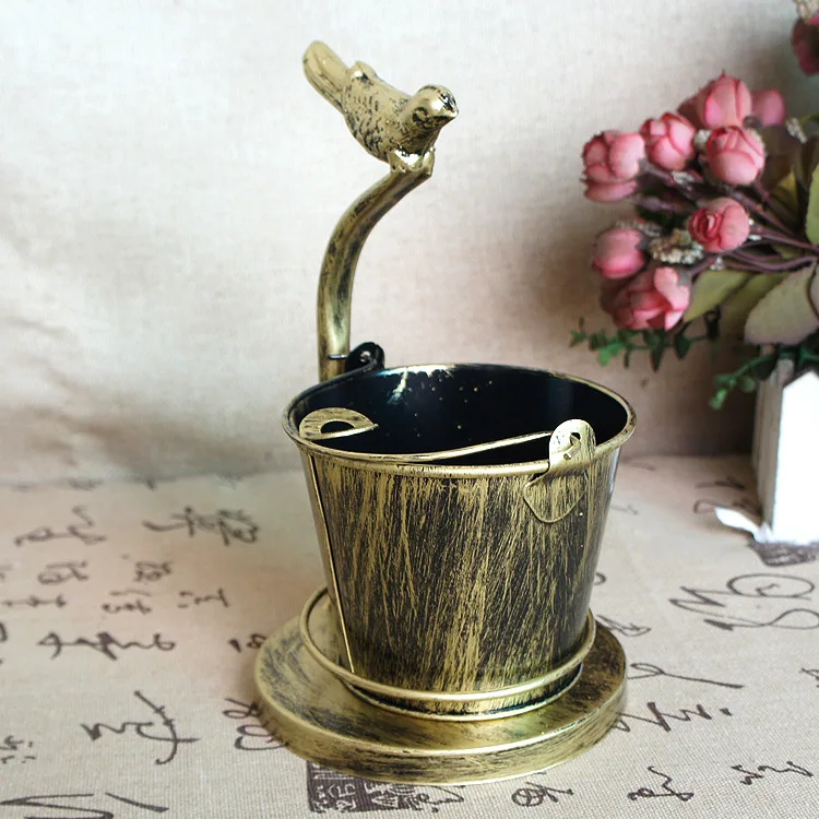 Vintage wrought iron bird deer head faucet chicken claw shape bar props ornaments ashtray cigar ashtray  creative ashtray
