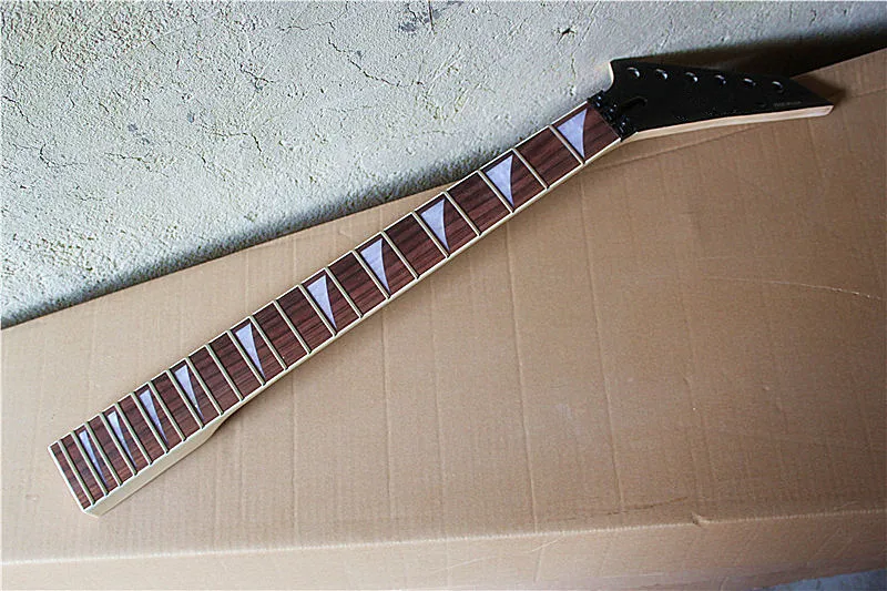 

Classical WQholesale Electric Guitar Neck ,Rosewood Fingerboard,24 Frets,6 Strings,can be customized