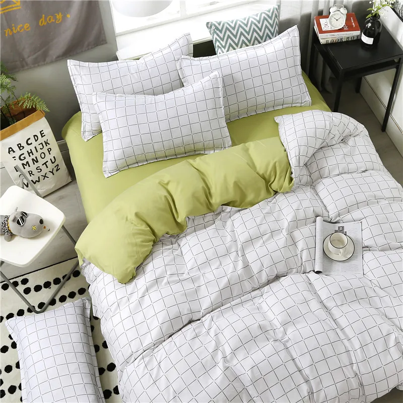 

4pcs/set High Quality Comfortable White Strip Green Brief Family Bedding Set Bed Linings Duvet Cover Bed Sheet Pillowcases