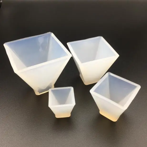 

Transparent Resin Silicone Mold for jewelry Pyramid 20mm 30mm 40mm 50mm charms pendants handmade tool crystal epoxy resin molds