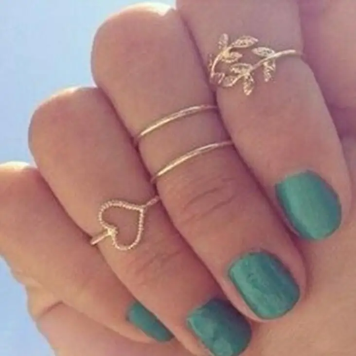 

High Quality New 4pcs/Set Unique Ring Set Punk Cool style Gold Color Knuckle Rings for women midi Finger Knuckle rings Ring Set