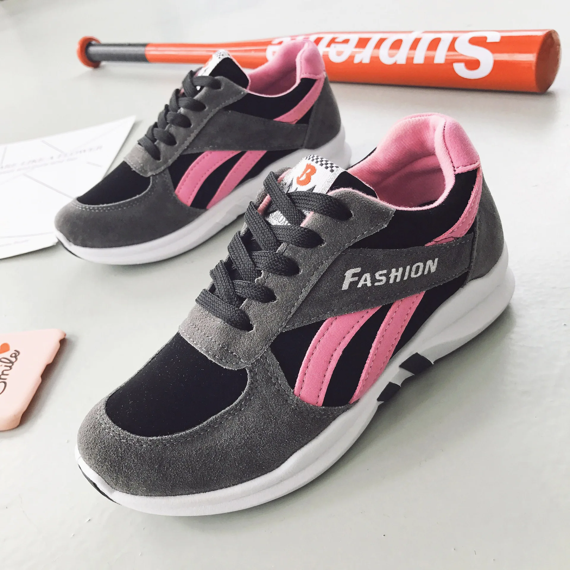 2017 new ladies light sports shoes summer breathable net shoes running shoes outdoor sneakers 