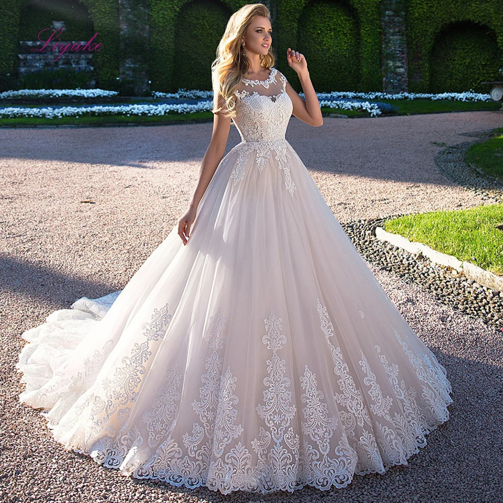

Liyuke Married Ball Gown Wedding Dress Lace Appliques Pattern Scoop Neck Cap Sleeves Customized Free Shipping