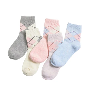 

5 Pairs/lot Fashion Women Striped Pattern Cute Soft Breathable Socks Harajuku Comfortable Lovely Girl Cotton Scoks Candy Color