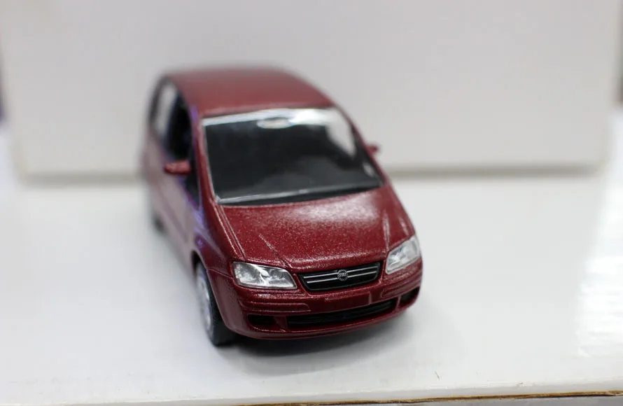 N orev 1:64 FIA T IDEA бутик игрушки из сплава для детей Детские модель оригинальная
