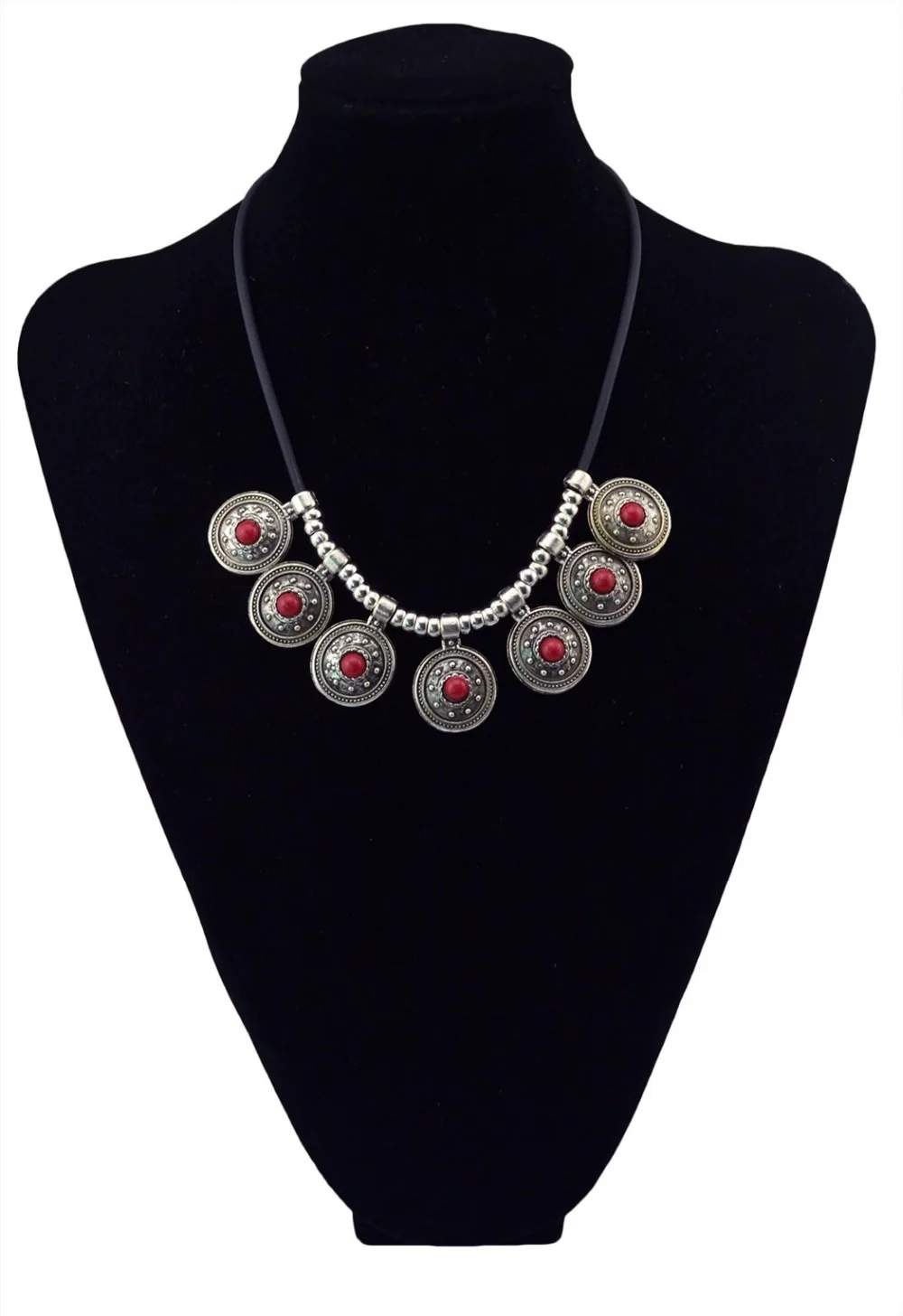 

Bohemian Vintage Silver Plated Charm Red Blue Acrylic Bead Round Pendant Leather Chunky Statement Necklace For Women