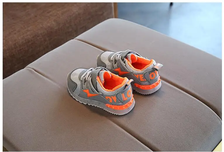 kids led shoes (67)