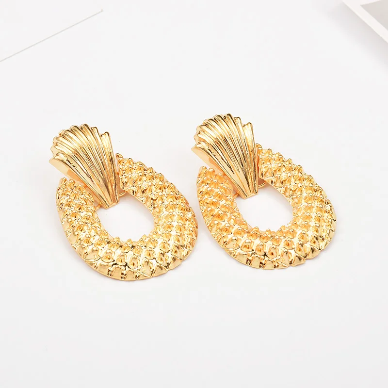 

ZA Hot Sell Metal Gold Drop Earrings High Quality Pineapple Shape Earrings Hanging Dangle Pendientes Jewelry Bijoux For Women
