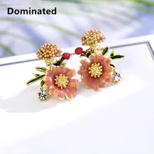 Dominated New Simple Petals Earrings Personalities Fashionable Metal Flowers Lady Temperament Stud Earrings