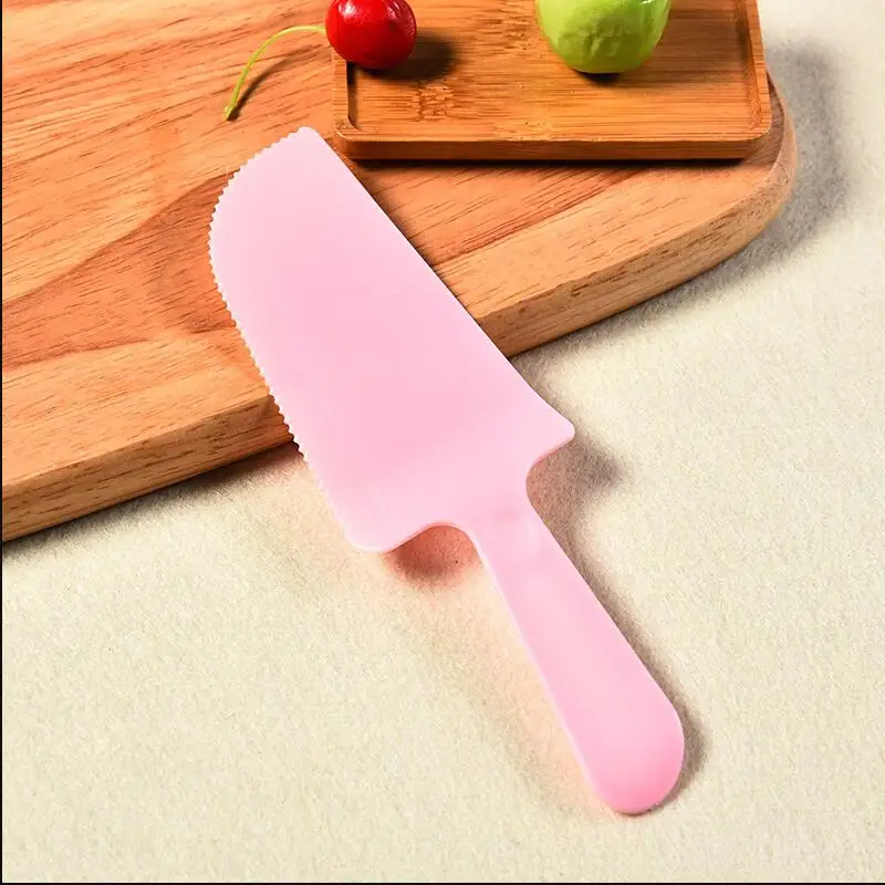 Распродажа, новинка, популярная пластиковая лопатка для помадного торта, кондитерский нож для торта, нож для кремового торта, ровный разбрызгиватель глазури, инструмент Diy - Цвет: Pink
