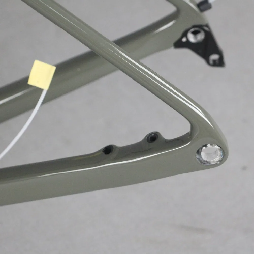 Clearance 2019 new  disc carbon road frame  Bicycle Frameset  Axle thru  EPS technology disc road bike frame custom paint 5