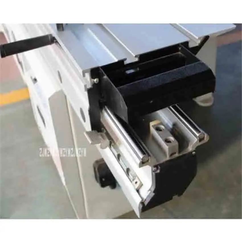 New MJ6132TYQ Cutting Board Saw Cutting Machine Wood Cutting Sliding Table Saw Panel Saw Machine 220V/380V 5.5kw (3200*380mm) New MJ6132TYQ Cutting Board Saw Cutting Machine Wood Cutting Sliding Table Saw Panel Saw Machine 220V/380V 5.5kw (3200*380mm)