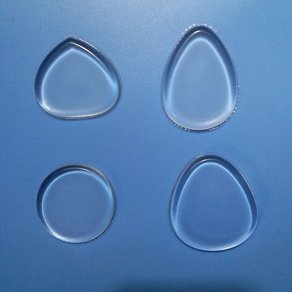 3825906877_204365250