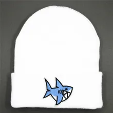 LDSLYJR хлопковая утолщенная вязаная шапка с вышитой акулой из мультфильма, зимняя теплая шапка Skullies, шапка бини для мужчин и женщин 105