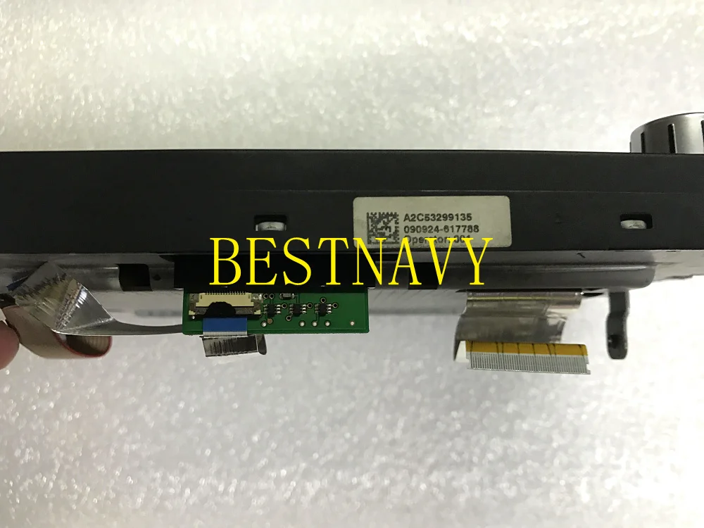 RNS510 LCD PANEL.