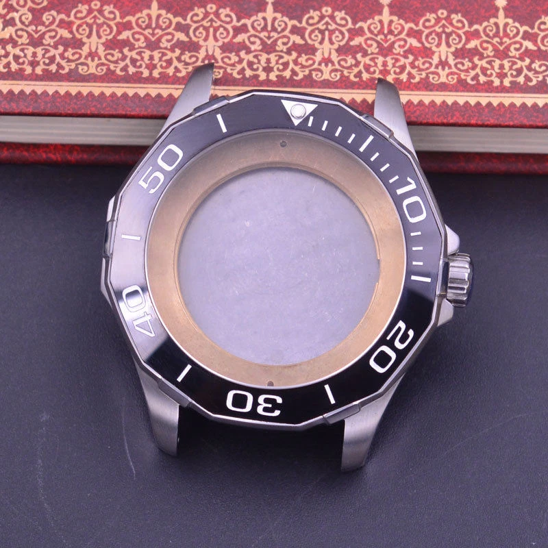 2824 watch case