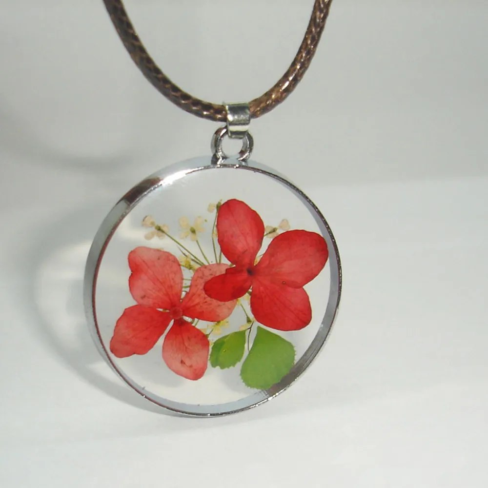 

Resin Dried Flower Pendant Necklace For Women Natural Dried Flower Short Necklace Accessories
