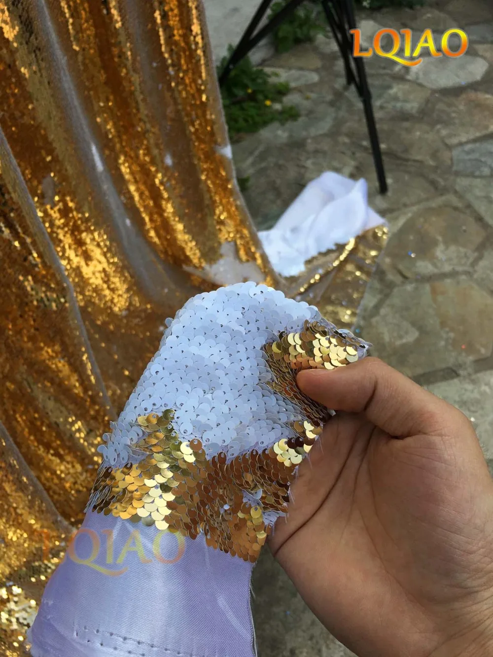 06-Light Gold White Reversible Sequin Backdrop