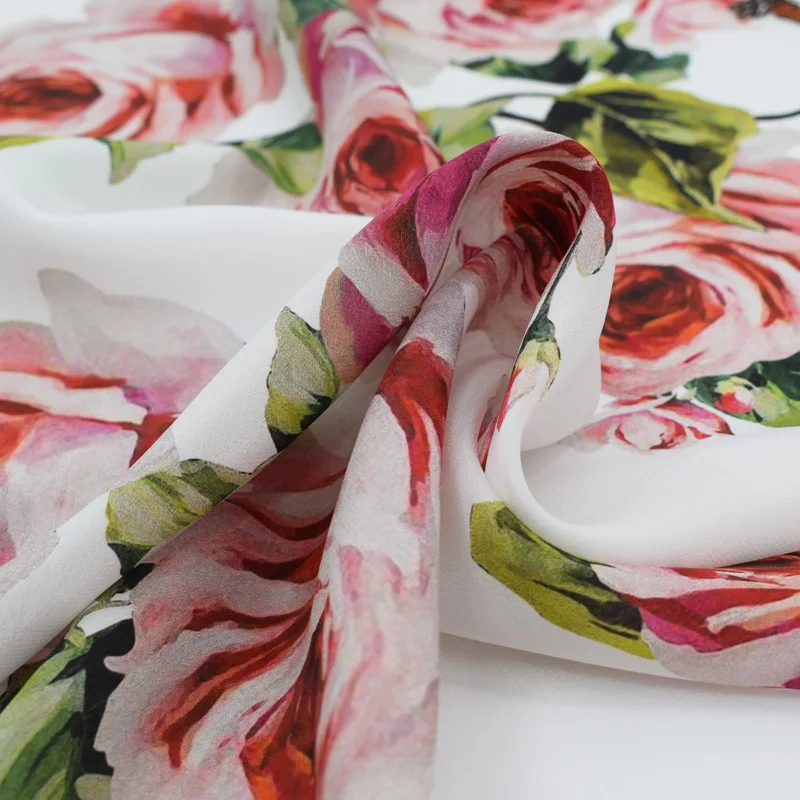 

2018 new Roses butterflies Crepe DE chine natural silk fabric for dress for summer dress telas por metros tissu au metre vestido