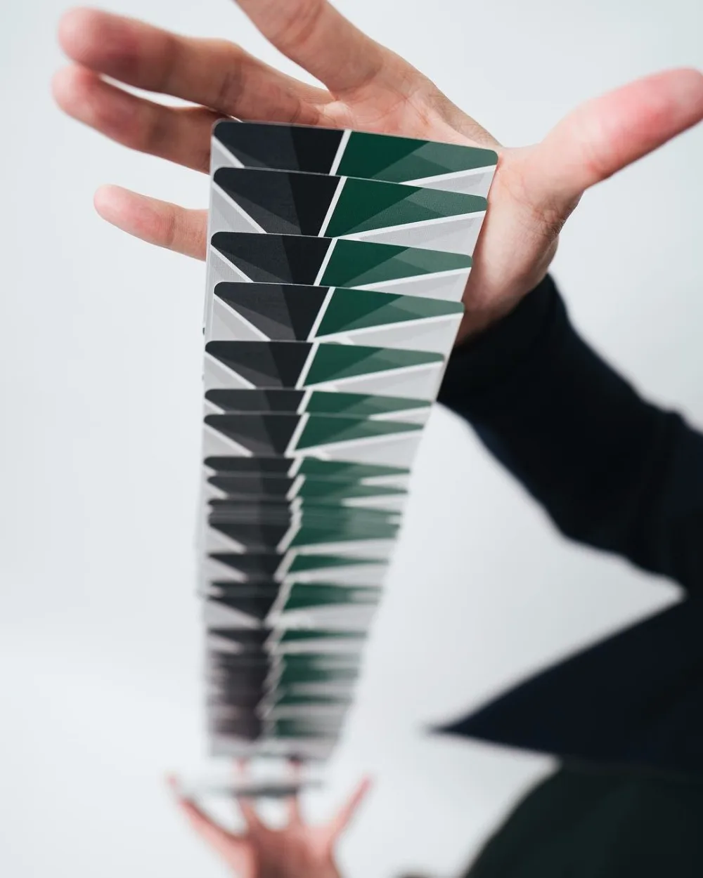 Virtuoso Fall Winter 17 Fw17 Playing Cards By The Virts New Edition Premium Cardistry Deck Magic Trick Props Magic Cards Poker Magic Tricks Aliexpress Virtuoso Fall Winter 17 Fw17 Playing Cards By The Virts New Edition Premium Cardistry Deck Magic Trick Props Magic Cards Poker Magic Tricks Aliexpress