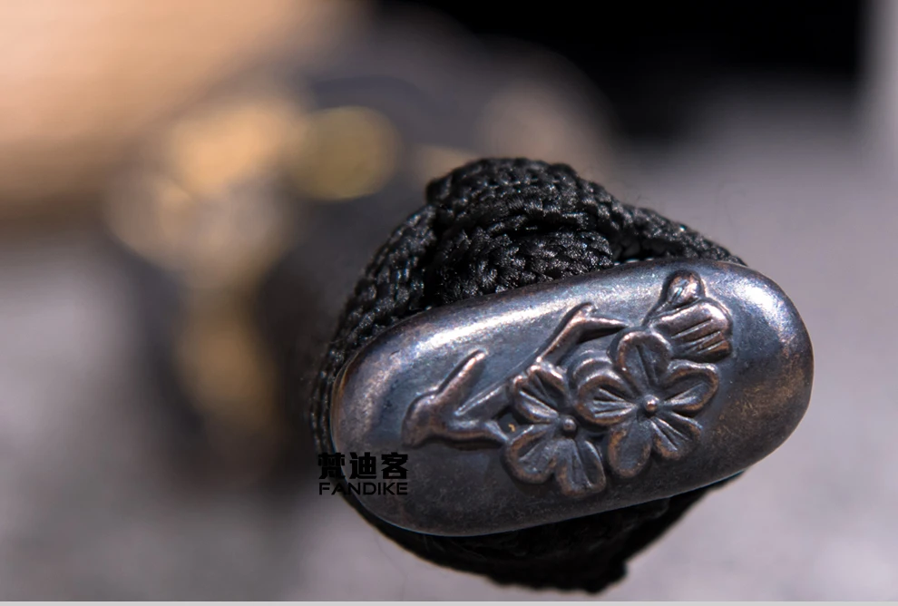 Handmade Fold Steel chinese sword samurai Full tang Beautifully pine tree carving accessories machetes very sharp