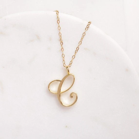 Kendra Scott: Letter C Gold Disk Pendant Necklace - Iridescent Abalone |  Makk Fashions