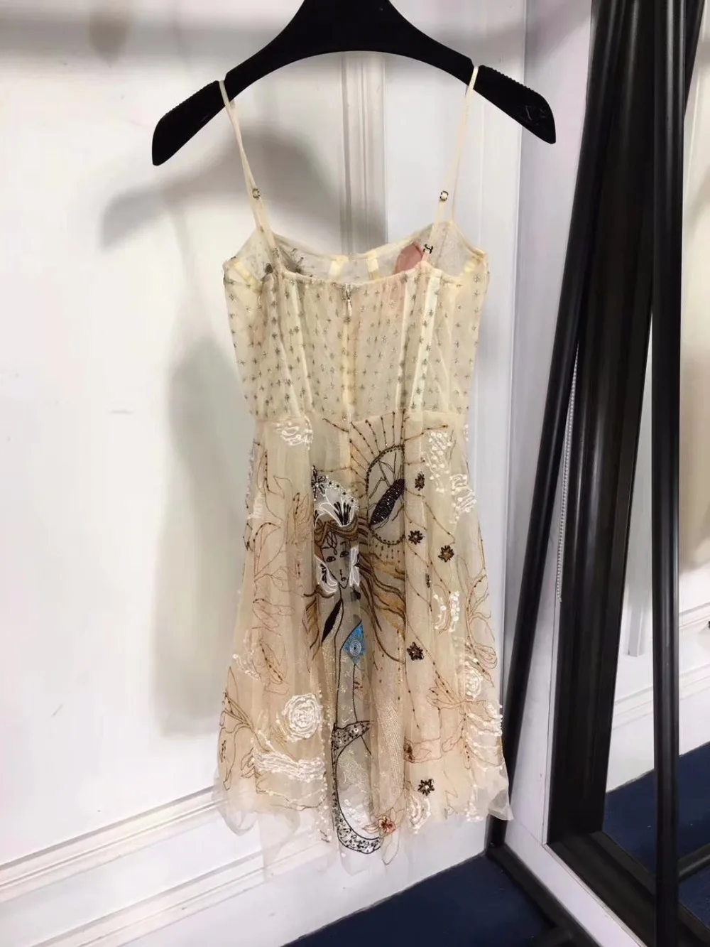 Sarafans bordado intensivo de mano de obra increíble vestido de verano elegante de malla vestido de fiesta de noche moda ropa mujer 2018 Sarafans bordado intensivo de mano de obra increíble vestido de verano elegante de malla vestido de fiesta de noche moda ropa mujer 2018