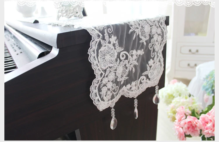 New Romantic Hallway Dreeser Decor Lace Table Runner 1pcs Modern Style Table Runner With Pendant Exquisite White Table Runners