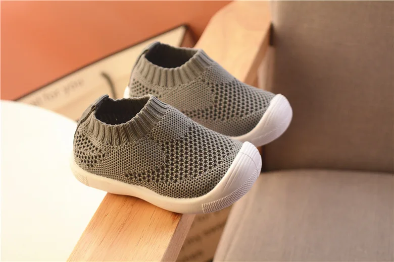 Autumn newborn first walk soft shoes baby boys girls casual shoes fashion infant sports shoes prewalker for 0 to 2 year old - Цвет: Серый