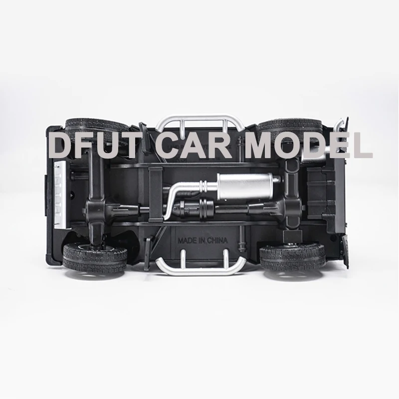  Diecast 1:18 Alloy Toy Vehicles SVX SUV Series Car Model Of Children's Toy Cars Original Authorized