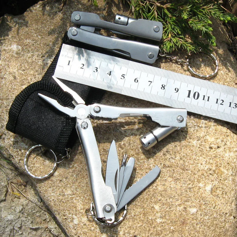 Многофункциональные плоскогубцы со светильник кой/ножом/пилой/отверткой все в