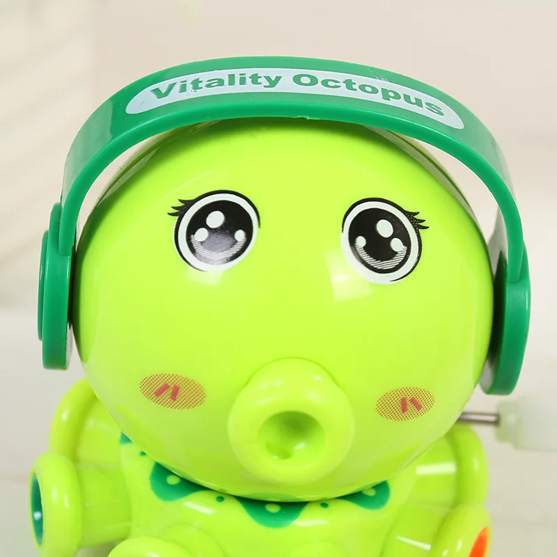 2588835741_1215399916