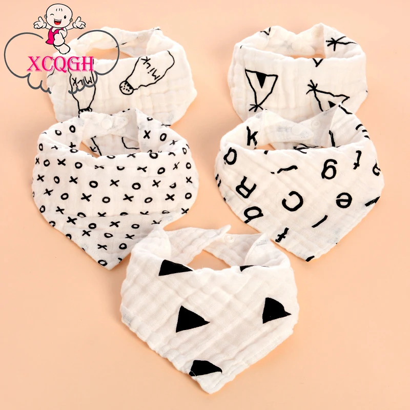 

XCQGH Gauze Bib Baby Bibs Burp Cloth Lovely Triangle Bib Four Layer Printing Boys Girls Saliva Towel Baby Bandana Dribble Bibs