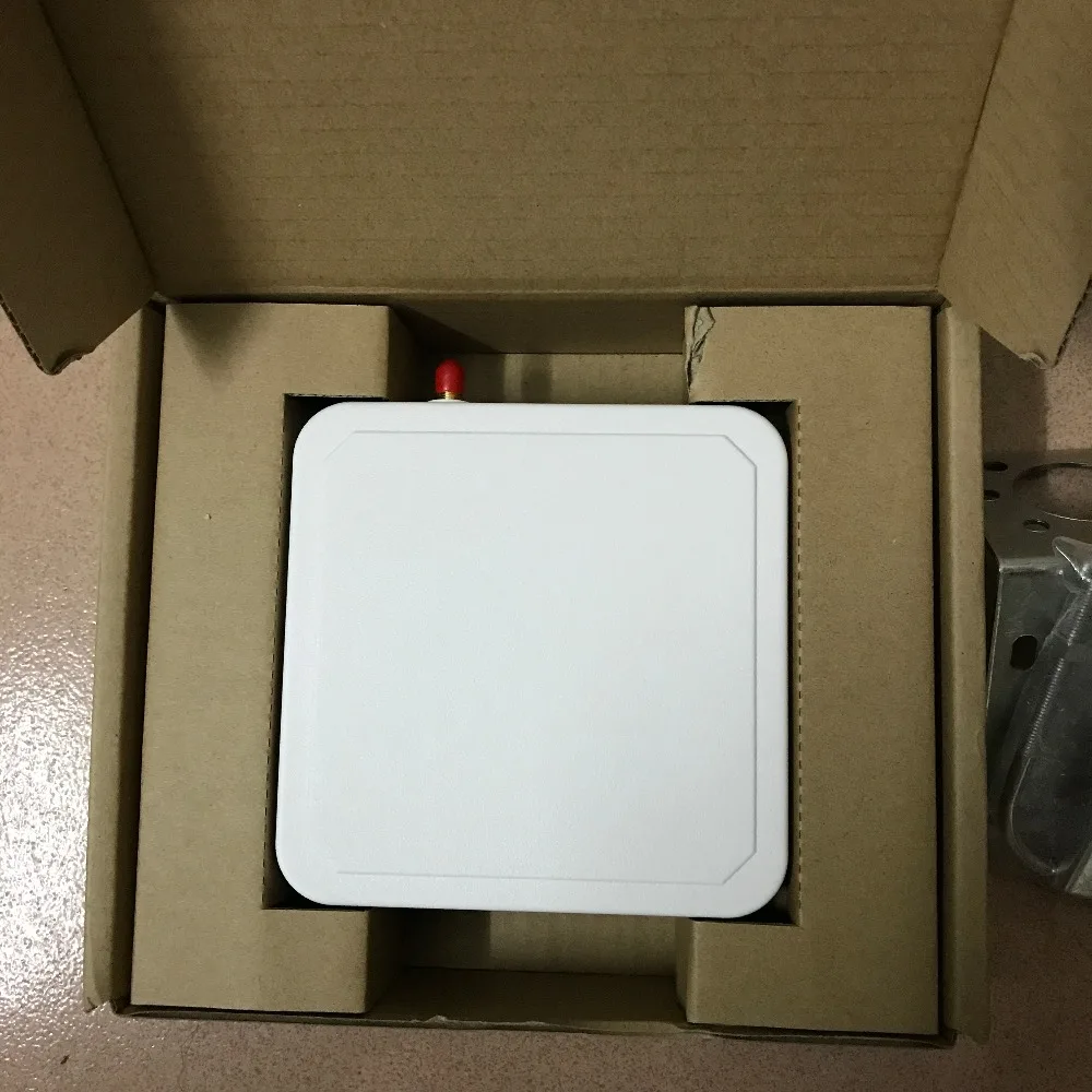 840 960 МГц небольшая круговая поляризация 5.5dbi усиление uhf rfid антенны для наружной