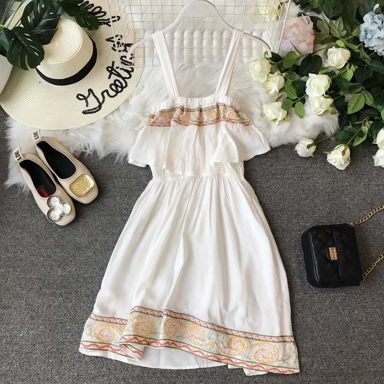 

version of chic slim embroidered fragmented suspender skirt Shoulder-exposed retro waist skirt dress new summer 2019