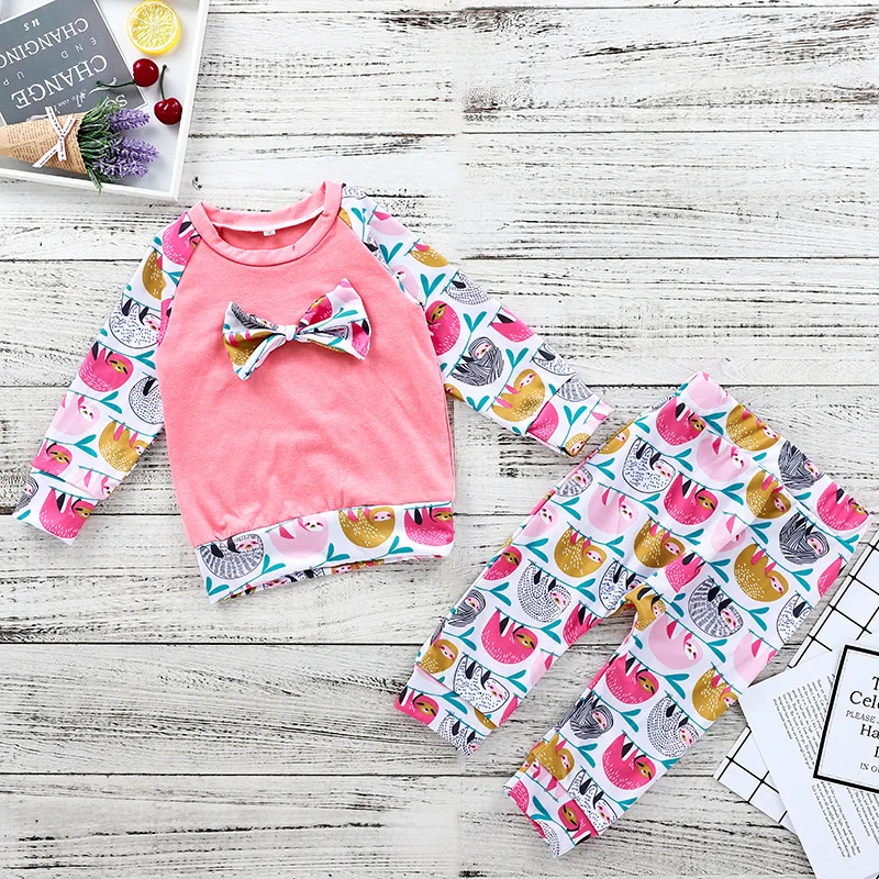 

Floral Pig Autumn Winter Baby Girl Clothes Set 2pcs Long Sleeve Bowknot T Shirt Tops Lovely Sloth Print Pants Kids Girl Outfits
